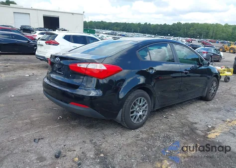 2015 Kia Forte Lx z USA, uszkodzony, nr VIN KNAFK4A6XF5388572